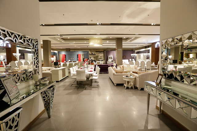 Coffee Shops & Restaurants
